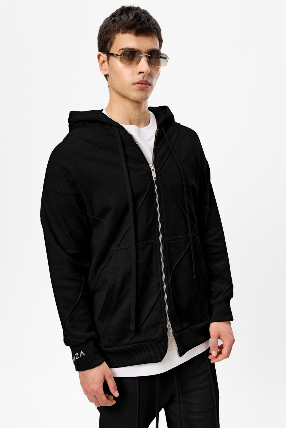 Czarna bluza z kapturem Crudo z niedokończonymi krawędziami