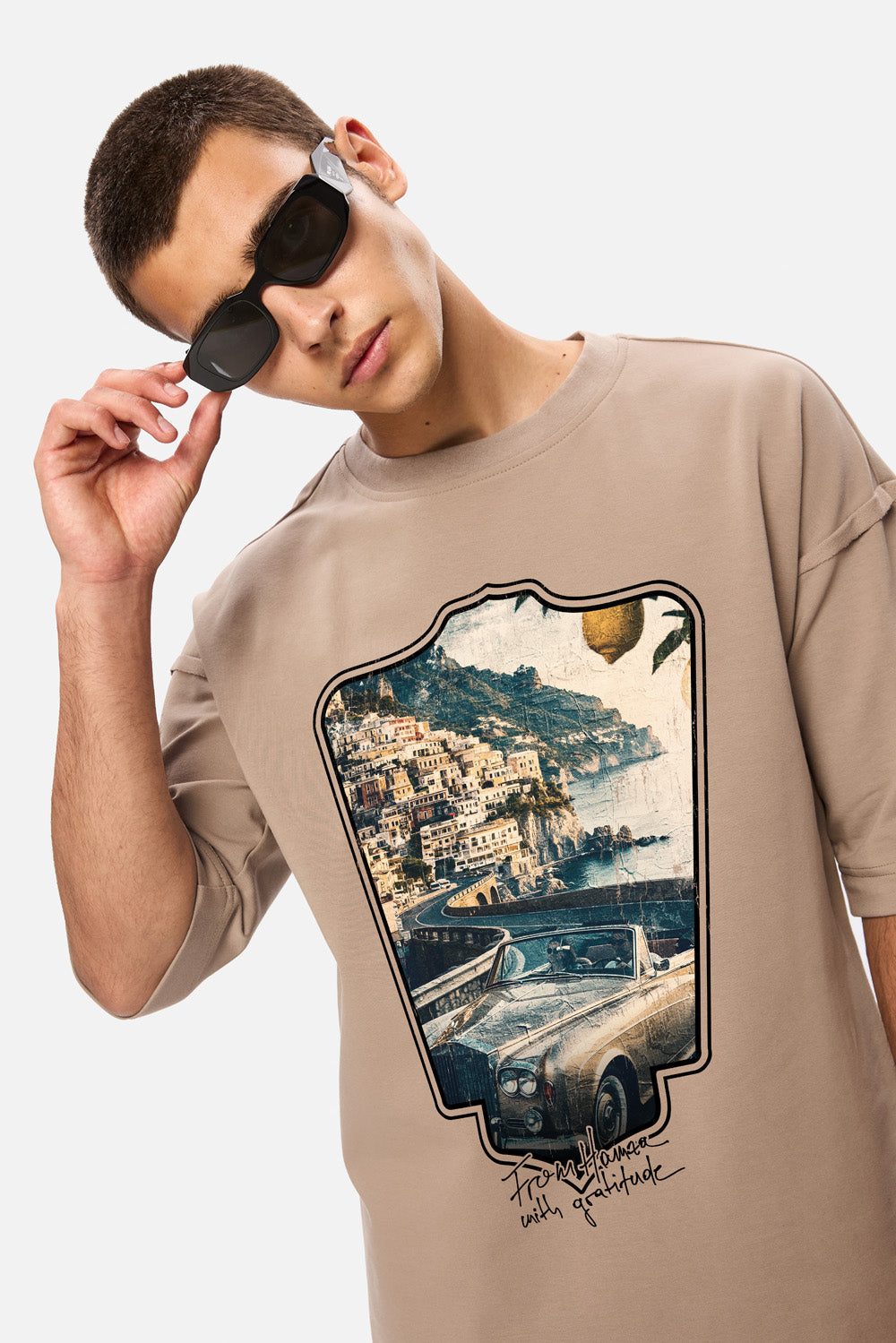 Tricou cu imprimeu Vacation | Bărbați | Bej | Stil Modern & Elegant | Confort & Funcționalitate | Atelier Hamza