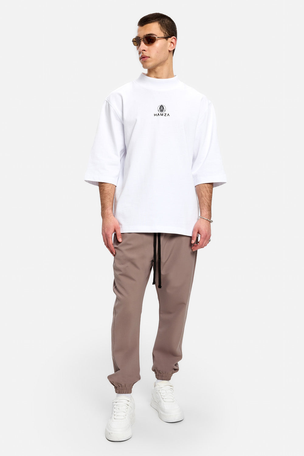 Tricou alb croiala oversized de barbati. cumpara acum!