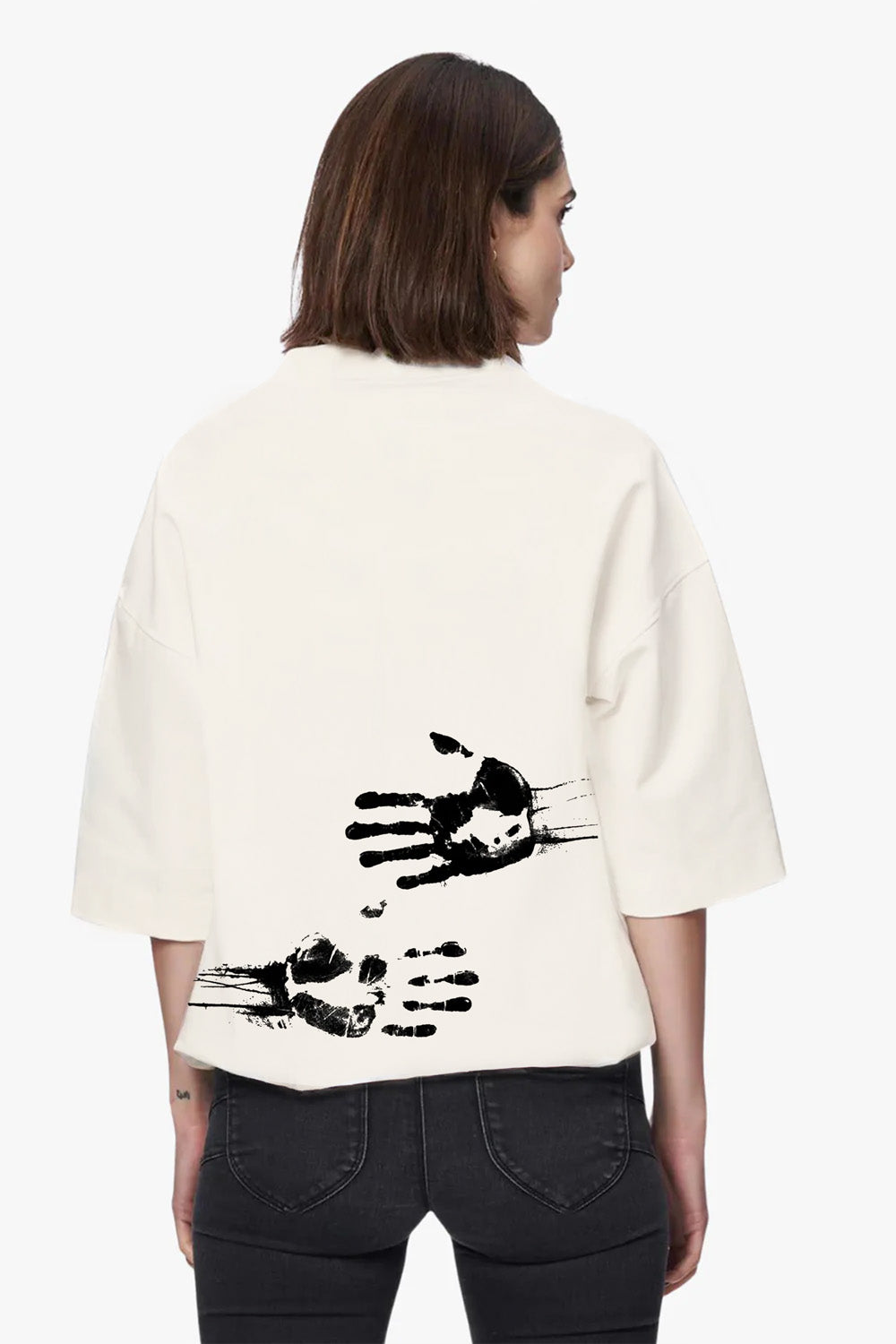 A hug that could last 4ever oversized T-shirt Femei | Confort & Eleganță | Alb | Atelier Hamza