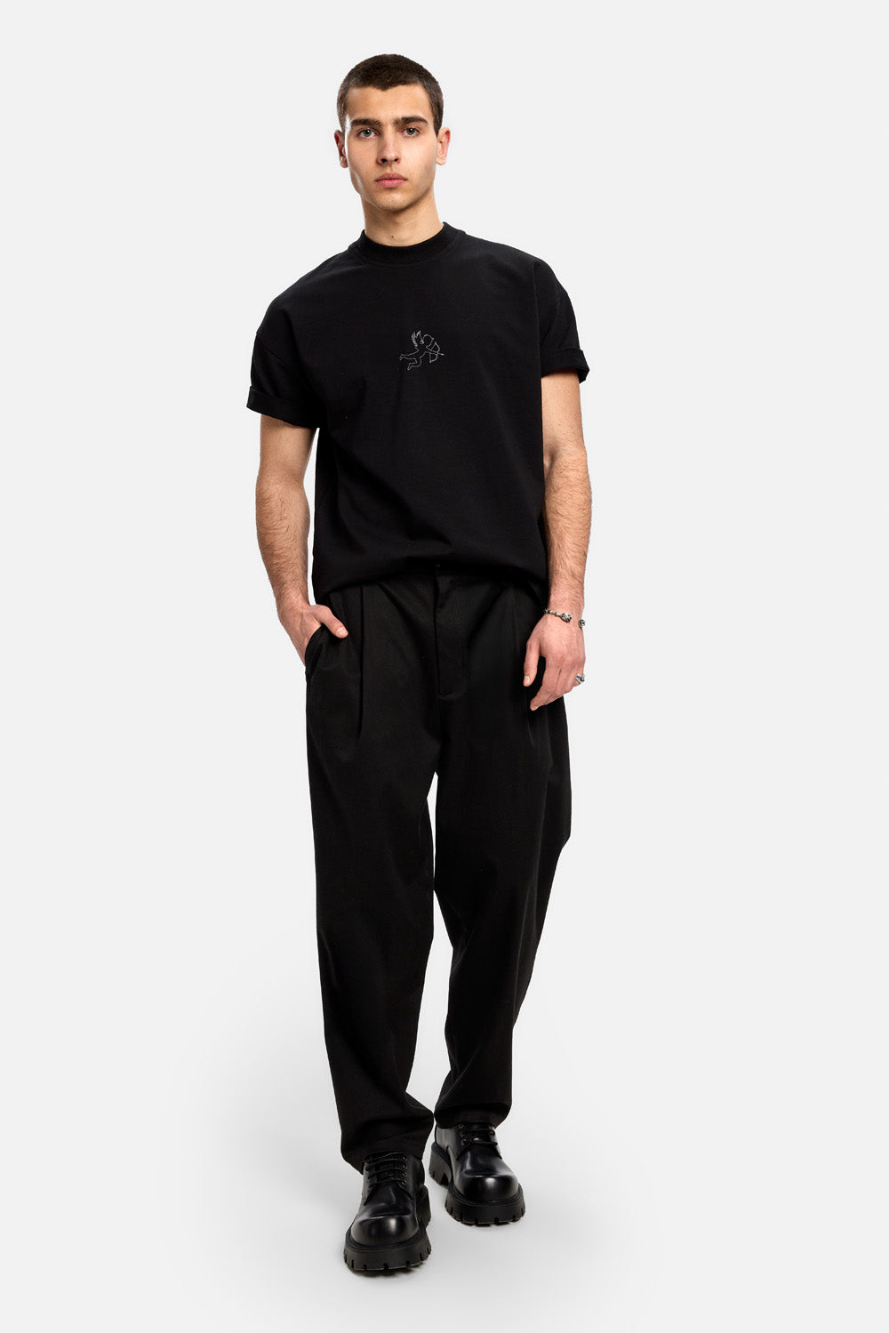 Tricou cu imprimeu Saint 2.0| Barbati | Negru | Stil Modern & Elegant | Confort & Funcționalitate | Atelier Hamza