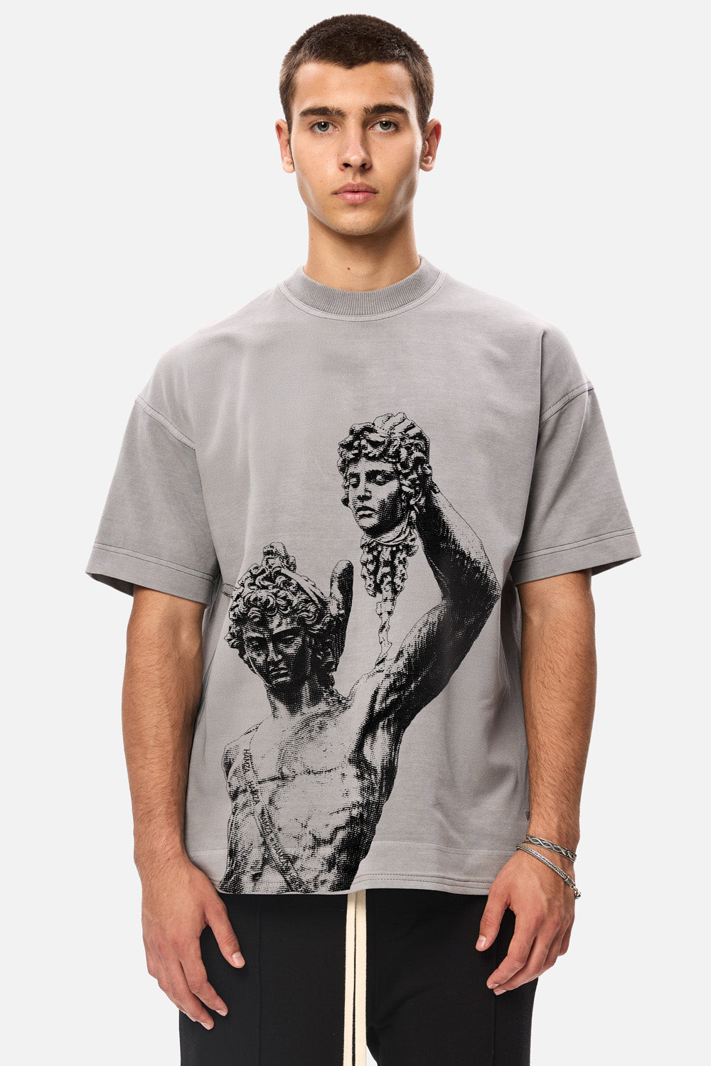 Tricou de barbati cu imprimeu Perseus | Confort & Eleganță | Gri | Atelier Hamza
