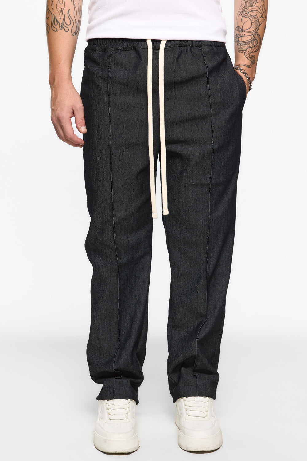Six denim pants