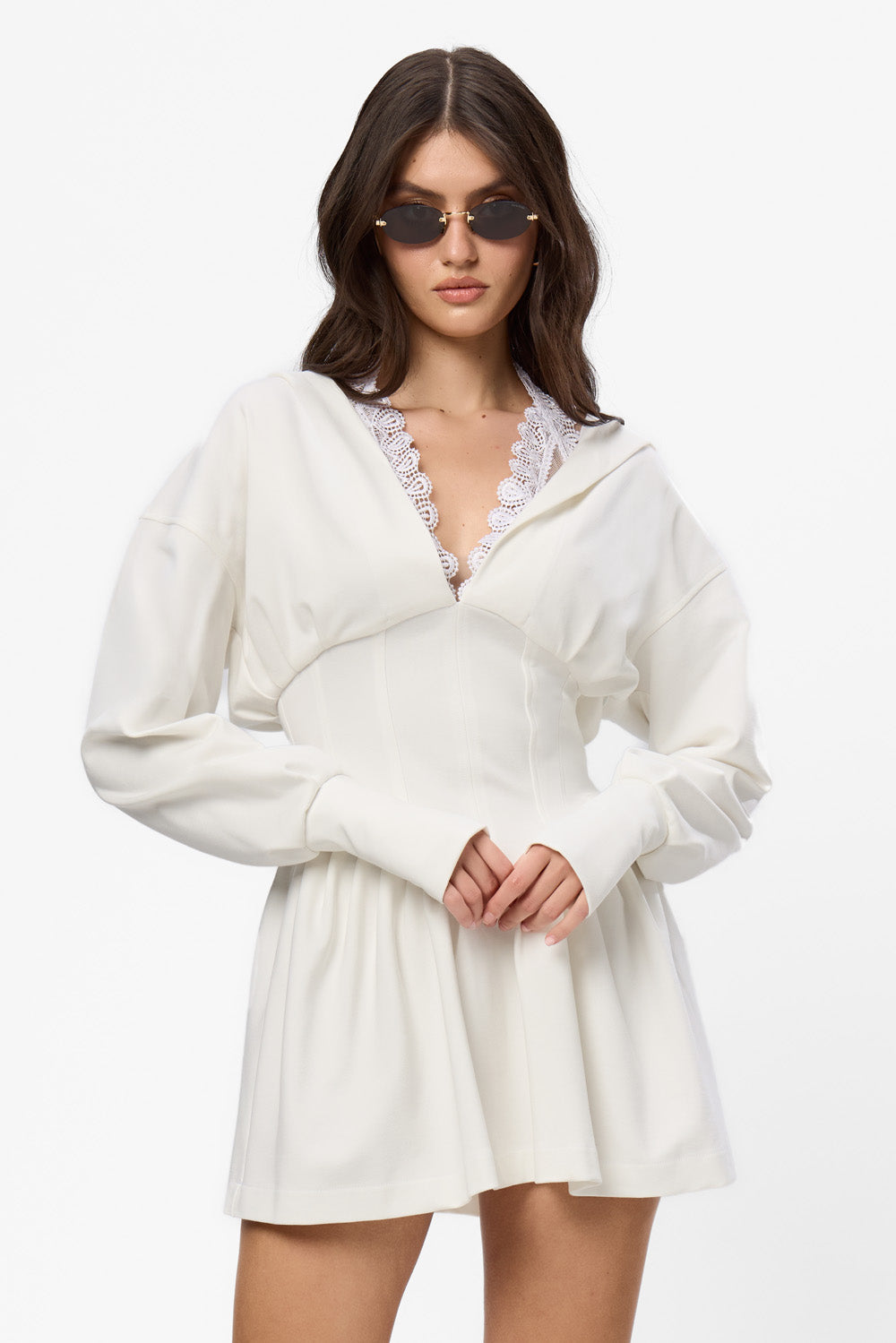 Czarna bluza z kapturem Karol z gorsetem