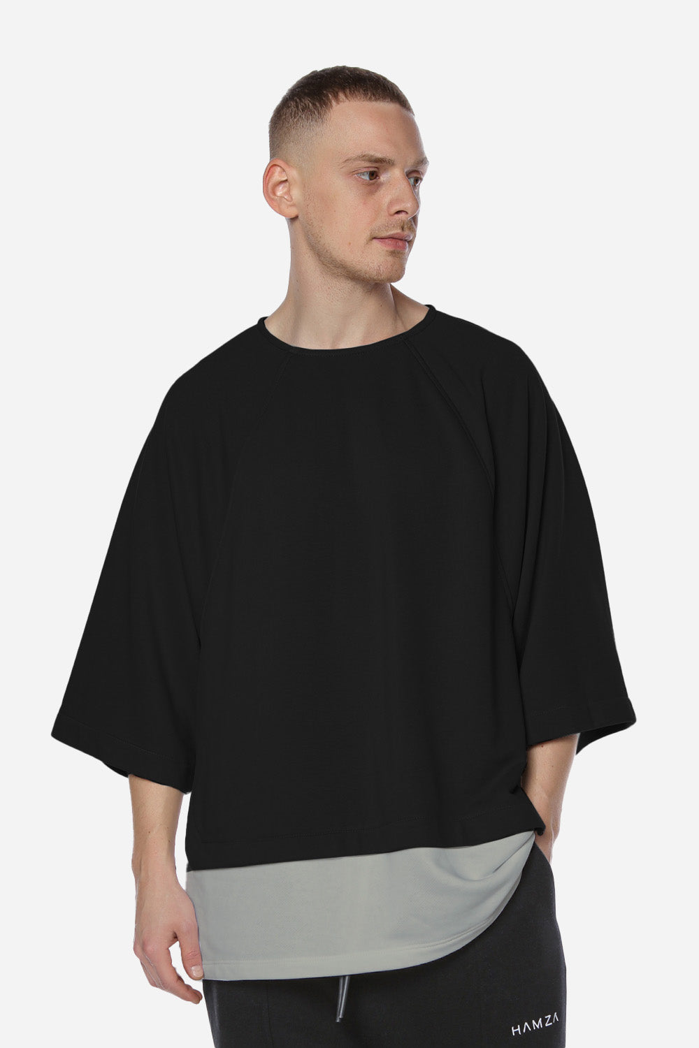 Tricou negru de barbati cu banda brodata Supreme | Confort & Eleganță | Negru | Atelier Hamza