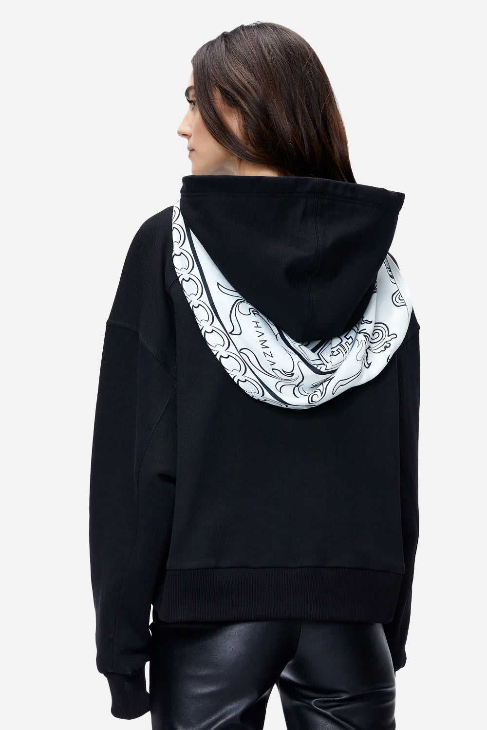 Hanorac Tiffany 2.0 cu broderie | Femei | Negru | Stil Modern & Elegant | Confort & Funcționalitate | Atelier Hamza
