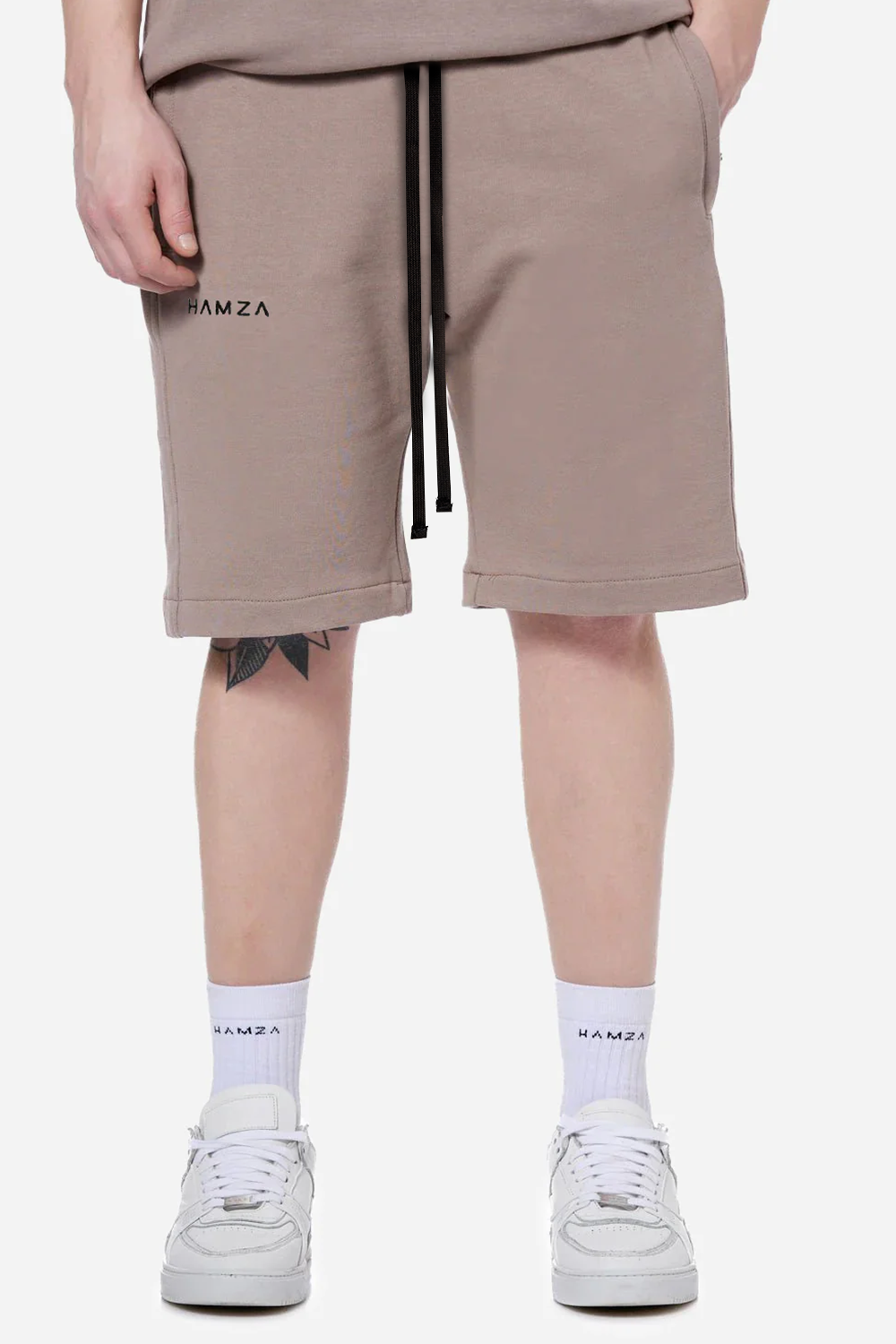 Basketball beige shorts