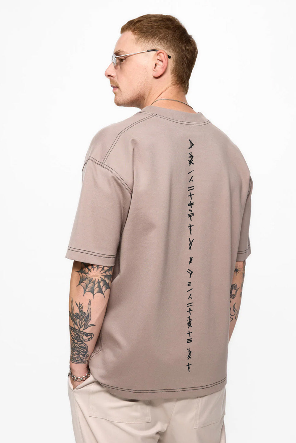 Kira embroidered Black T-shirt