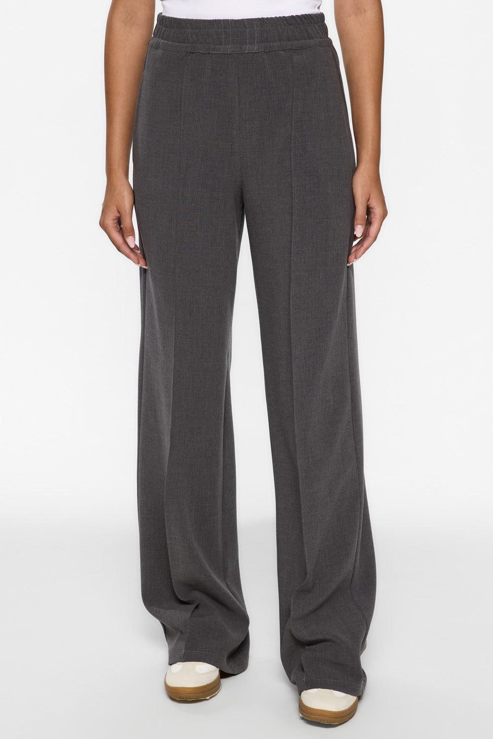 247 cloth pants | Women | Gray | Modern and elegant style | Comfort and functionality | Atelier Hamza