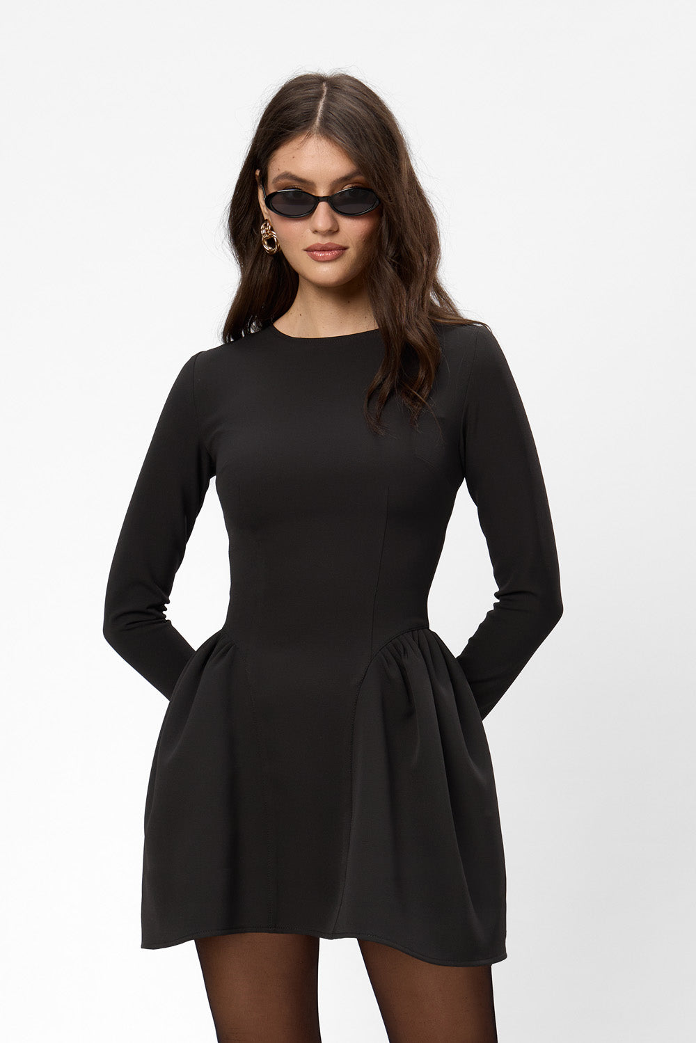 Czarna bluza z kapturem Karol z gorsetem