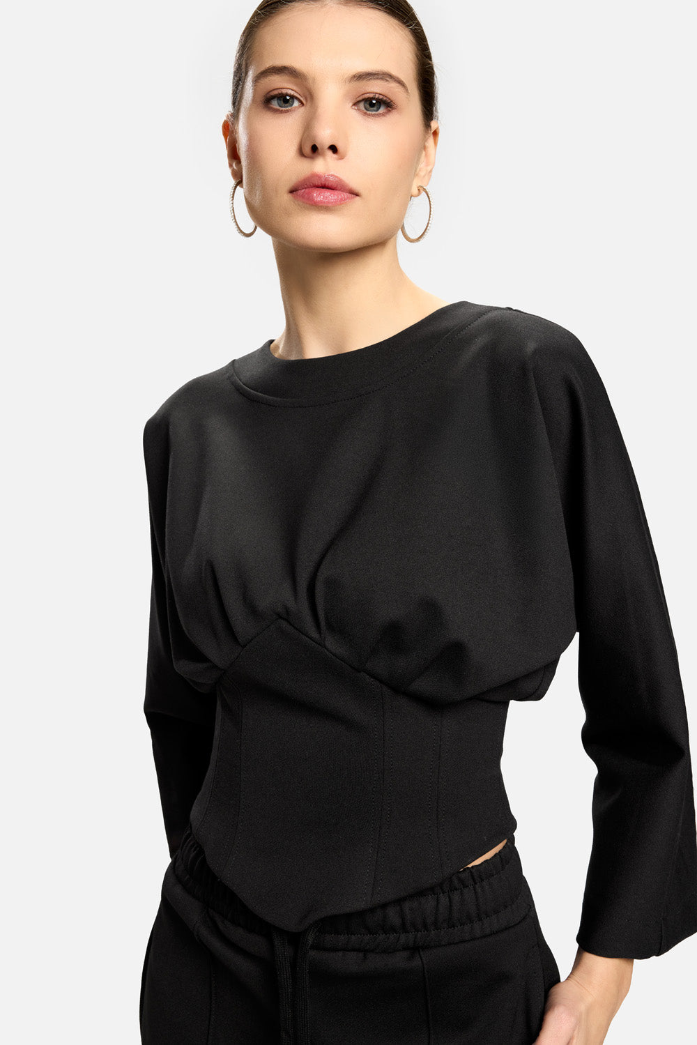 Tricou Nyssa cu corset| Femei | Negru | Stil Modern & Elegant | Confort & Funcționalitate | Atelier Hamza