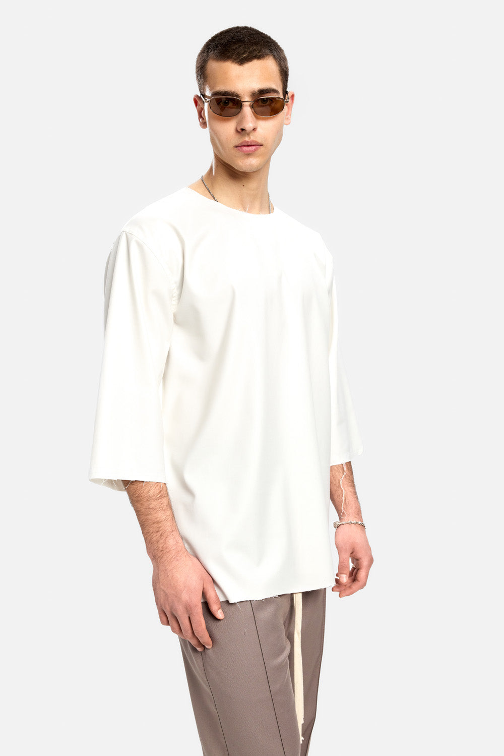 Tricou Thom | Bărbați | Alb | Stil Modern & Elegant | Confort & Funcționalitate | Atelier Hamza