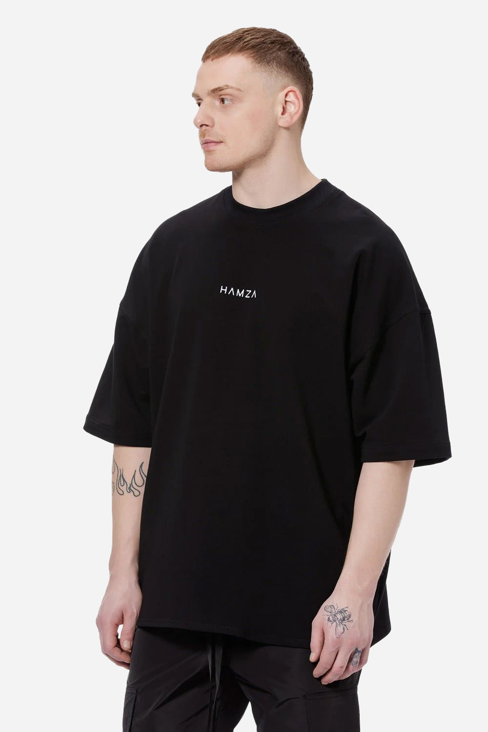 Tricou cu broderie oversized 3XL | Barbati | Negru | Stil Modern & Elegant | Confort & Funcționalitate | Atelier Hamza