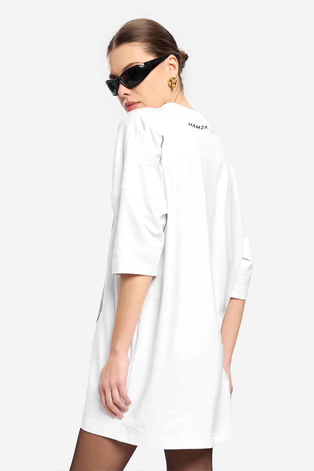 Czarna sukienka t-shirt z nadrukiem Madona W