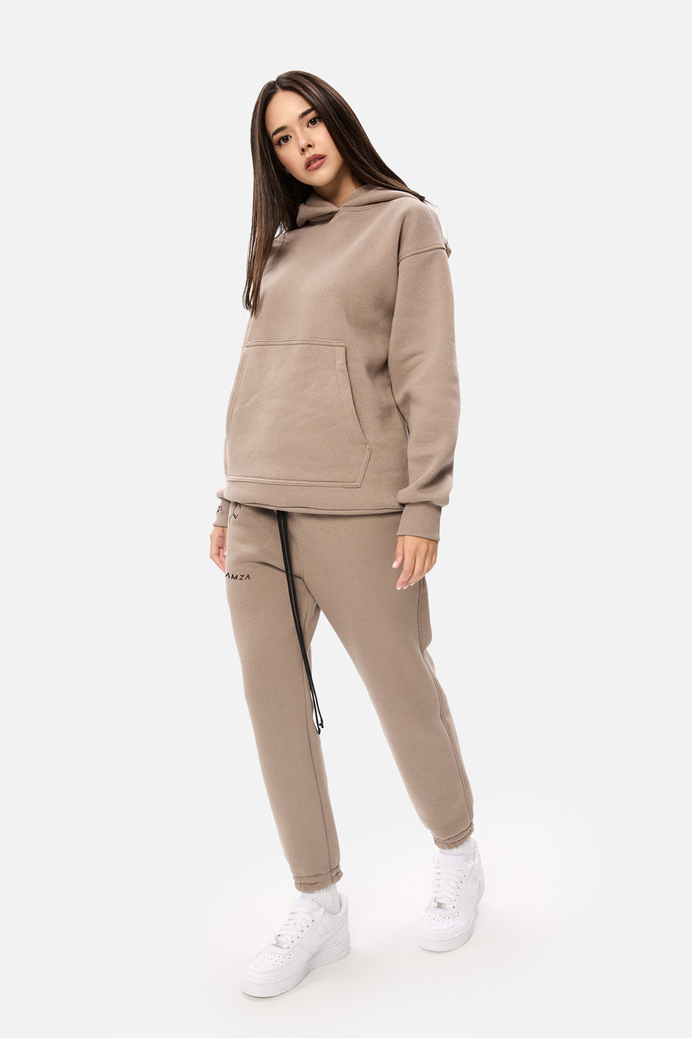 Bluza z kapturem haftowana IH