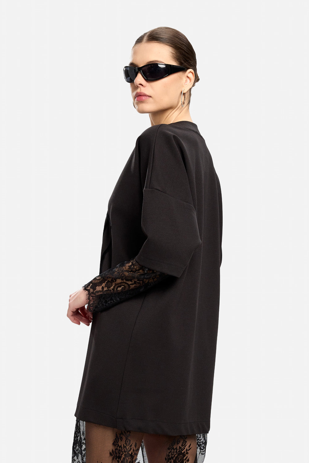 Rochie Venice cu fustă și mâneci din dantelă| Femei | Negru | Stil Modern & Elegant | Confort & Funcționalitate | Atelier Hamza