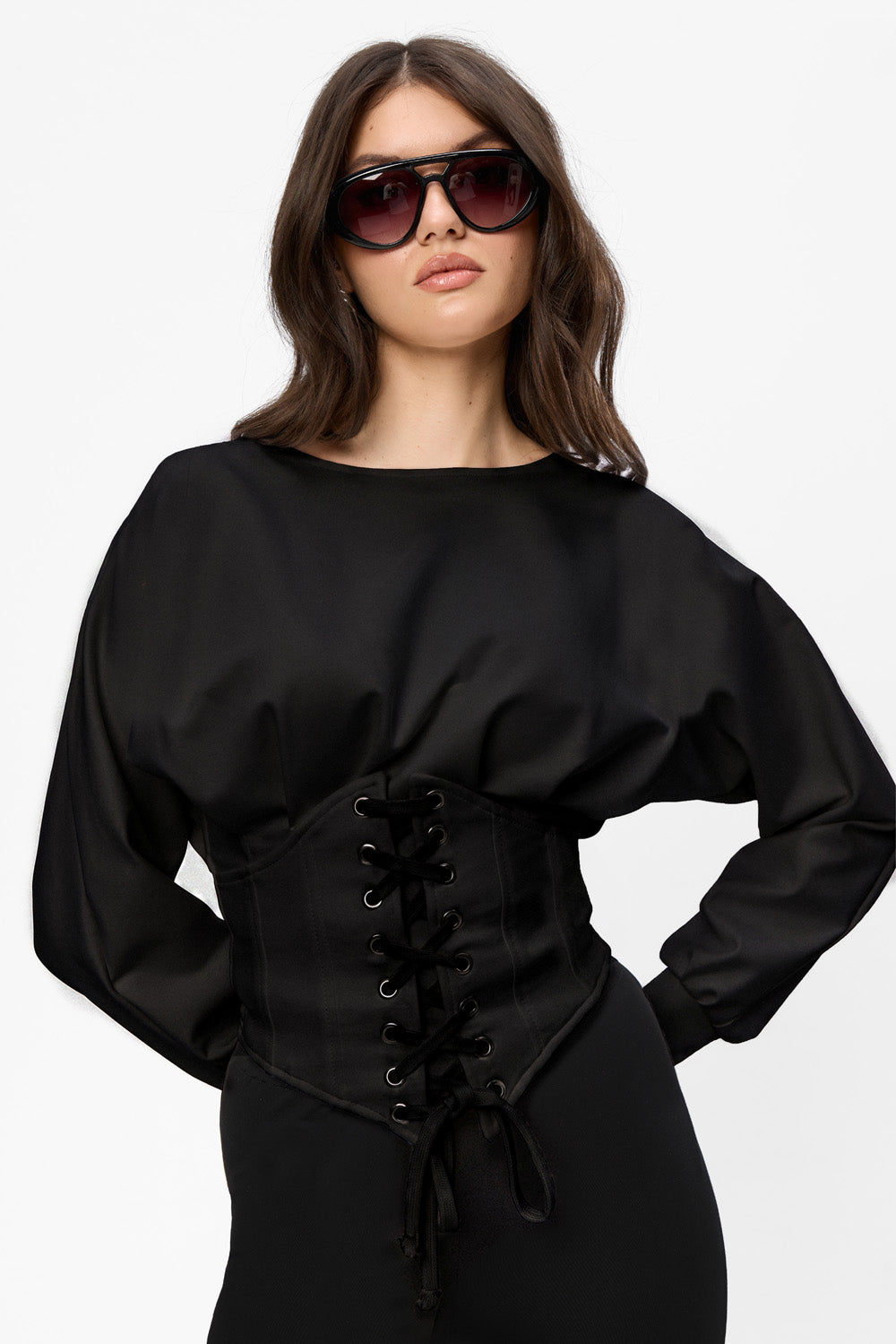 Nyssa V3 black Top