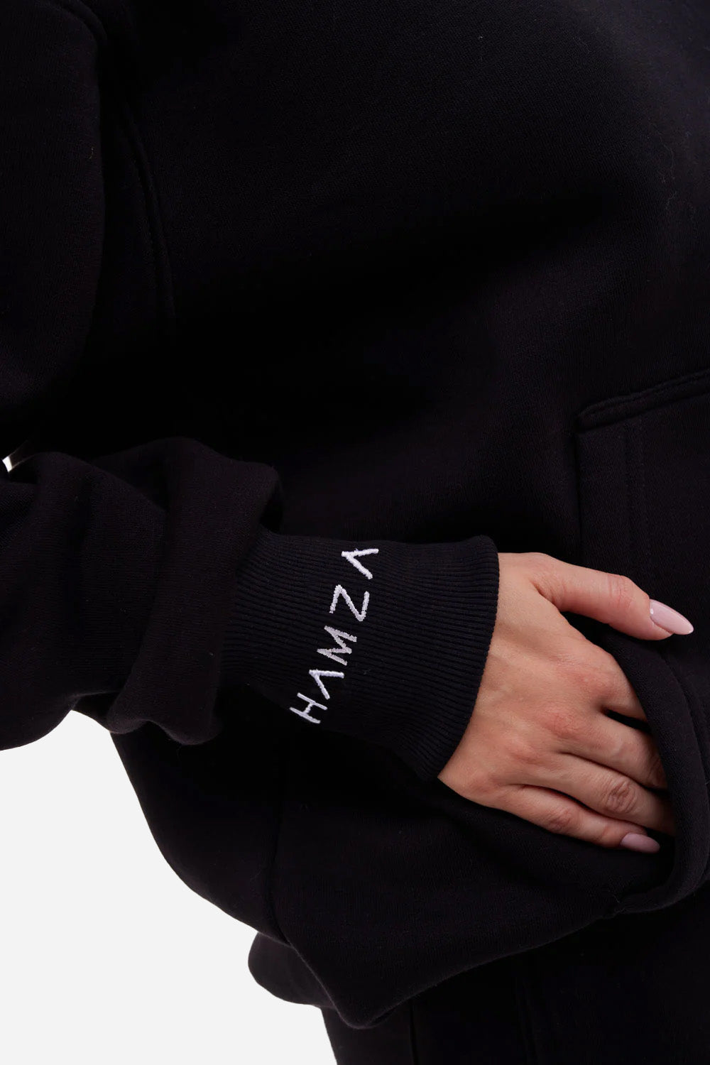 Hanorac negru de Femei cu broderie Ra | Confort & Eleganță | Negru | Atelier Hamza