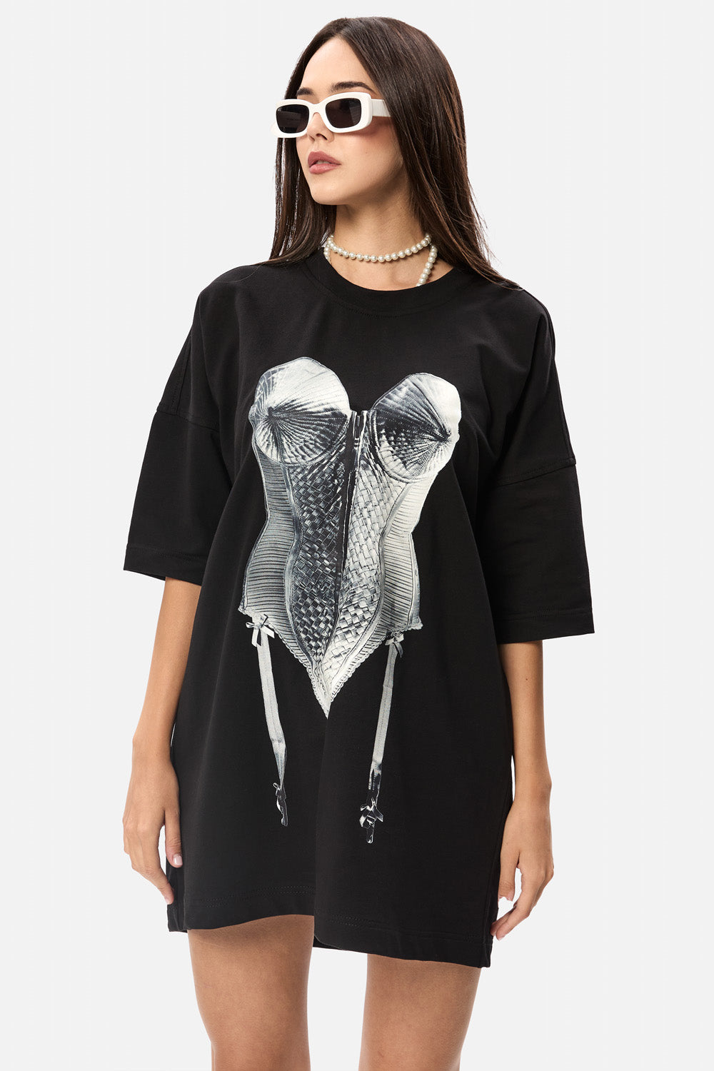 Tricou de femei cu imprimeu Madona | Confort & Eleganță | Negru | Atelier Hamza