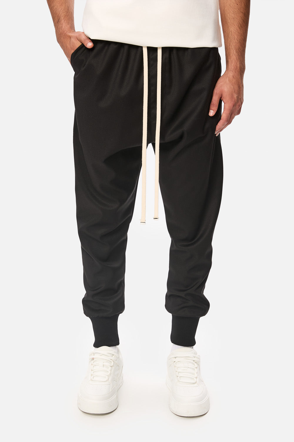 Pantaloni din stofa Tommy | Bărbați | Negru | Stil Modern & Elegant | Confort & Funcționalitate | Atelier Hamza