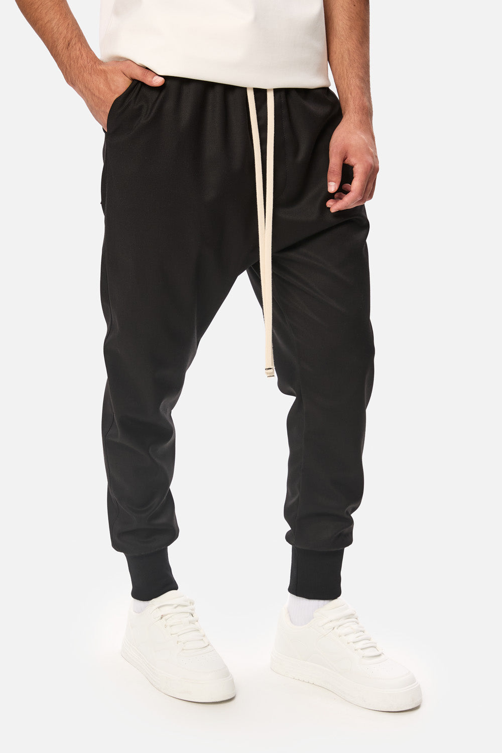 Pantaloni din stofa Tommy | Bărbați | Negru | Stil Modern & Elegant | Confort & Funcționalitate | Atelier Hamza
