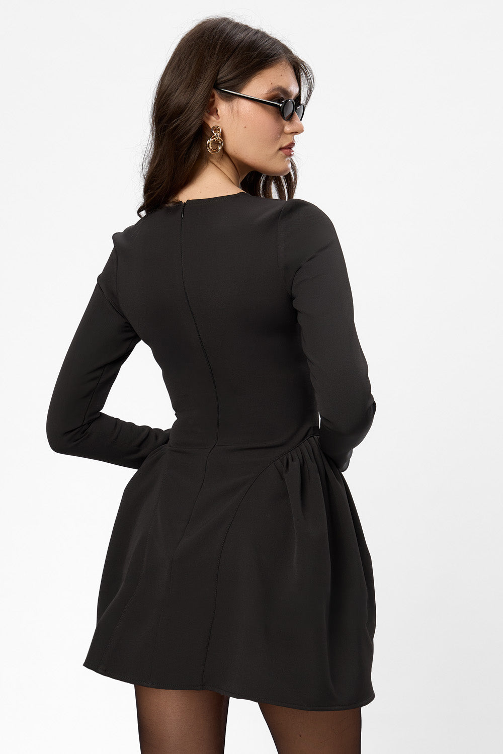 Czarna bluza z kapturem Karol z gorsetem