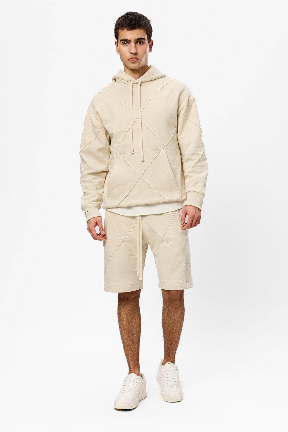 Czarna bluza z kapturem Crudo z niedokończonymi krawędziami