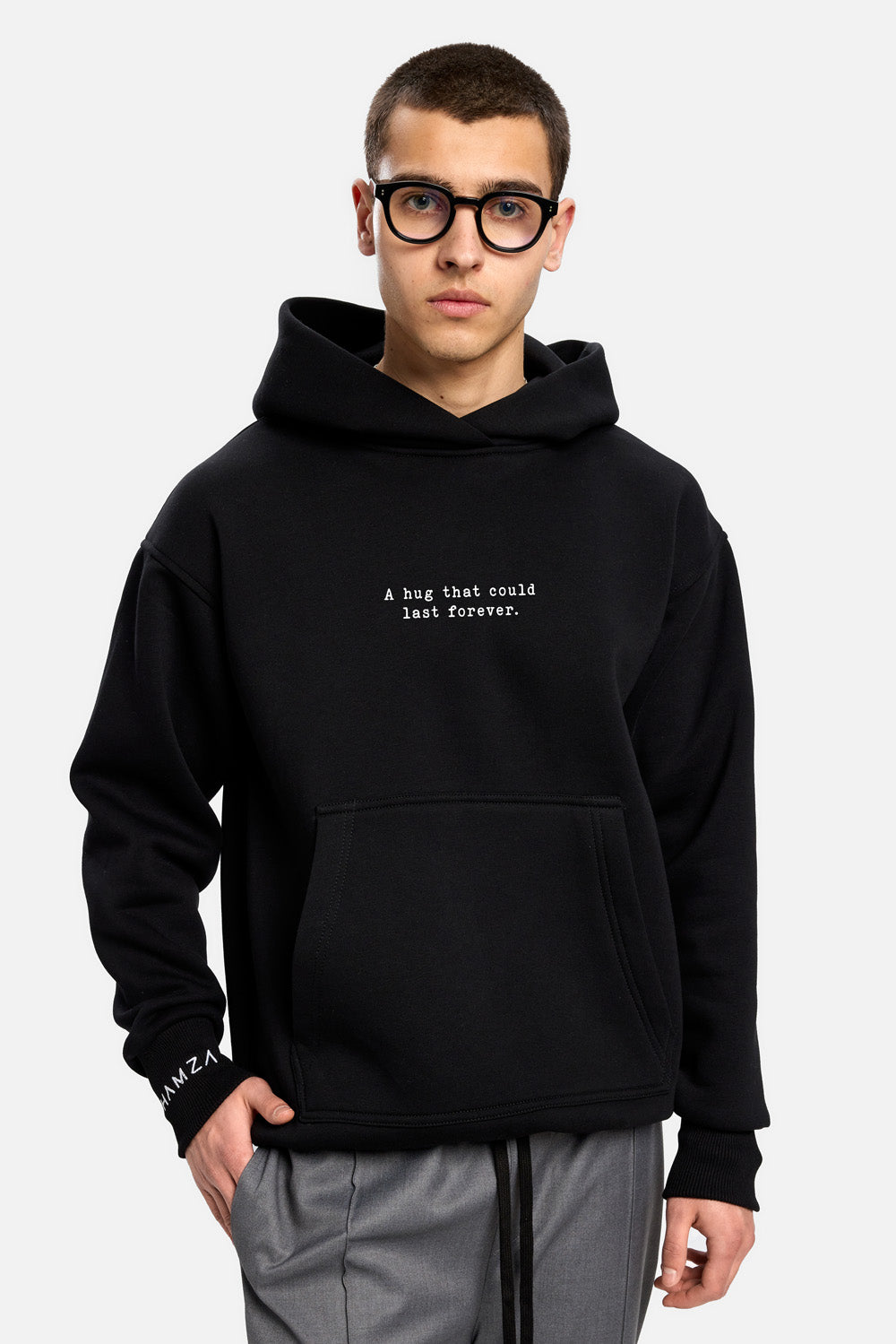 Bluza z kapturem haftowana IH