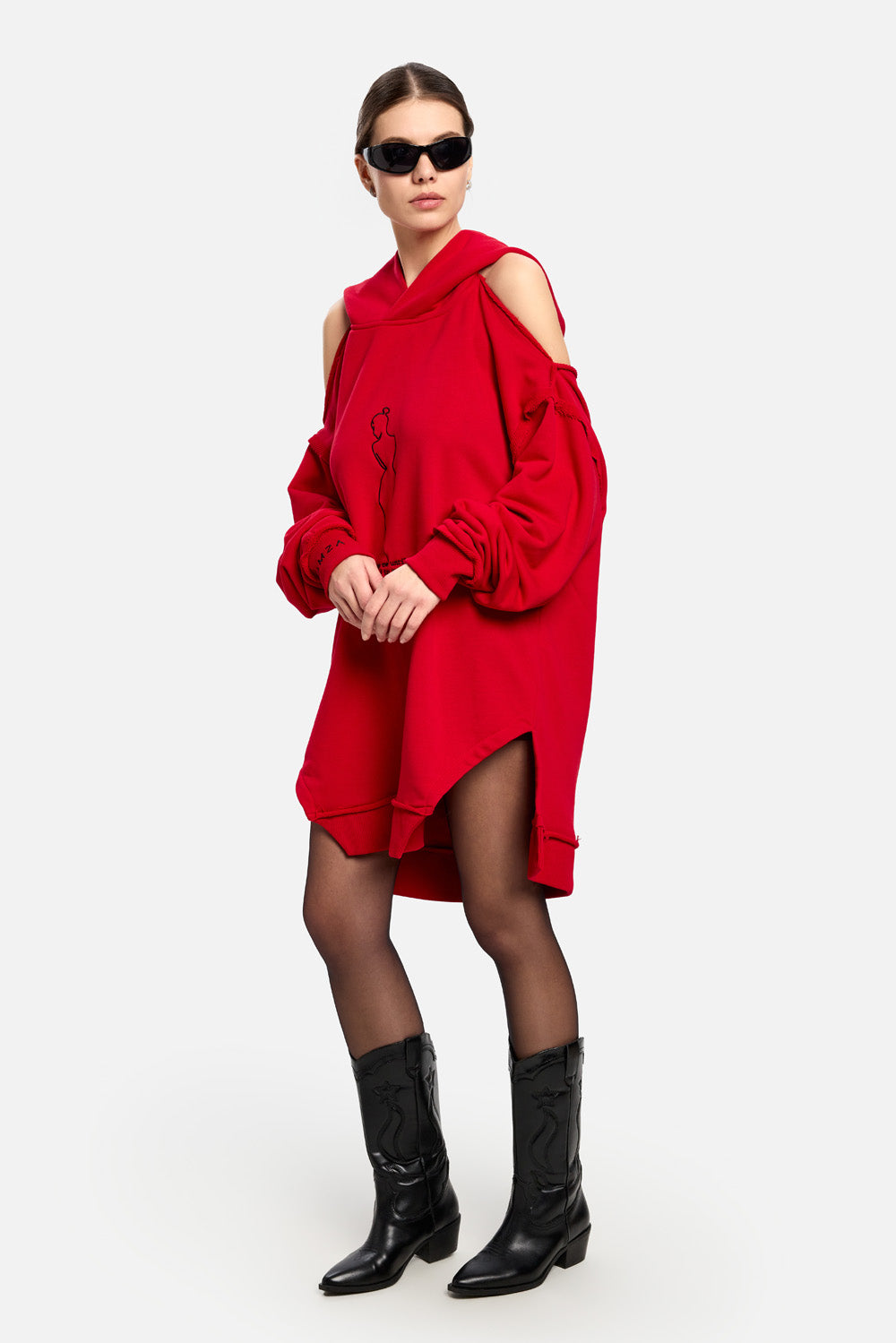 Czerwona bluza z kapturem FRAGILE wyszywana W