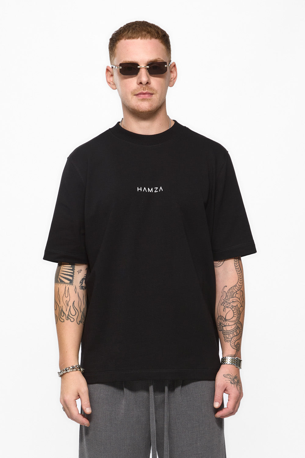 Akira v2 Black Embroidered T-shirt