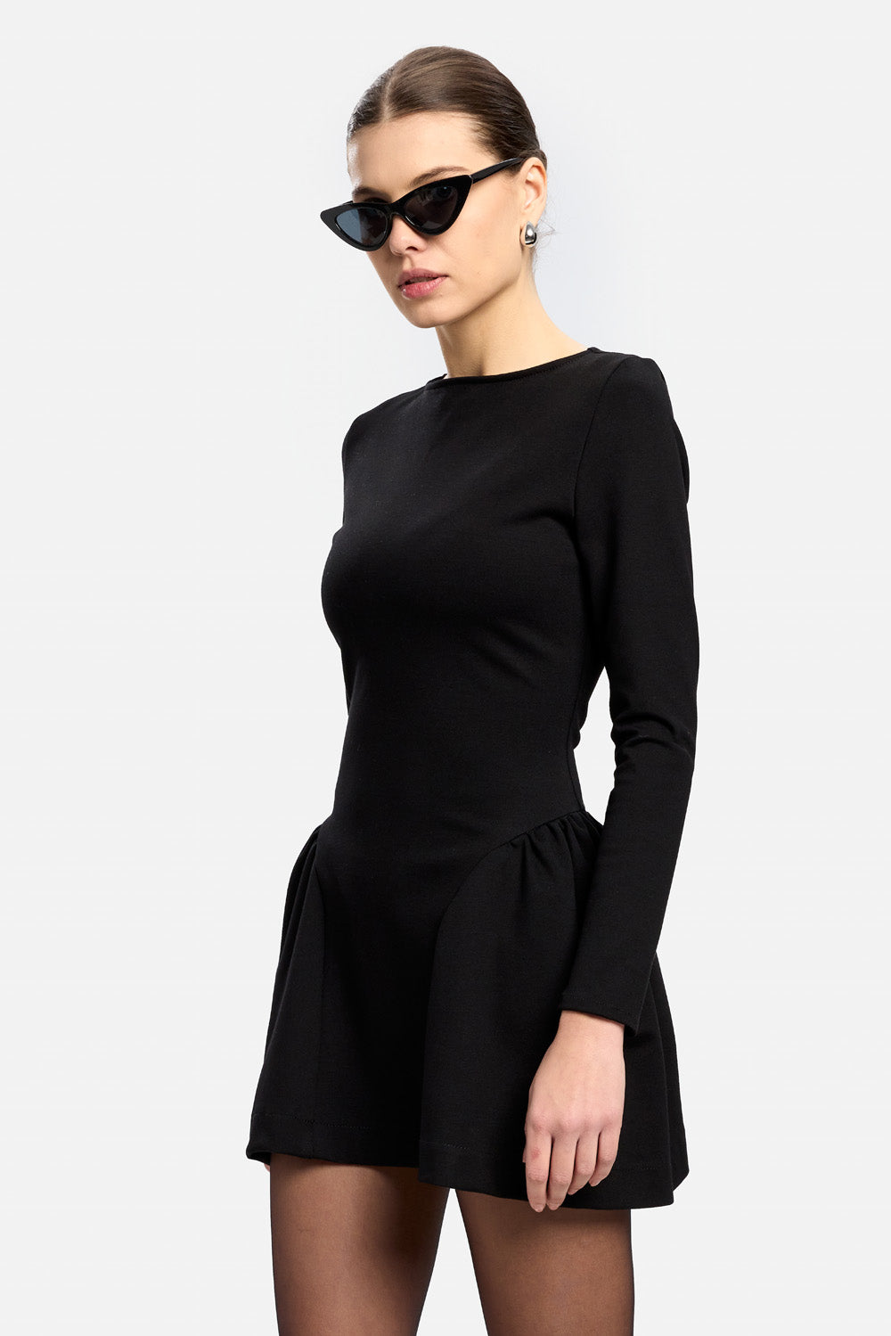 Lille black dress with long sleeves