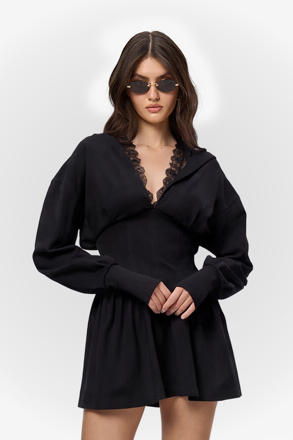 Czarna bluza z kapturem Karol z gorsetem