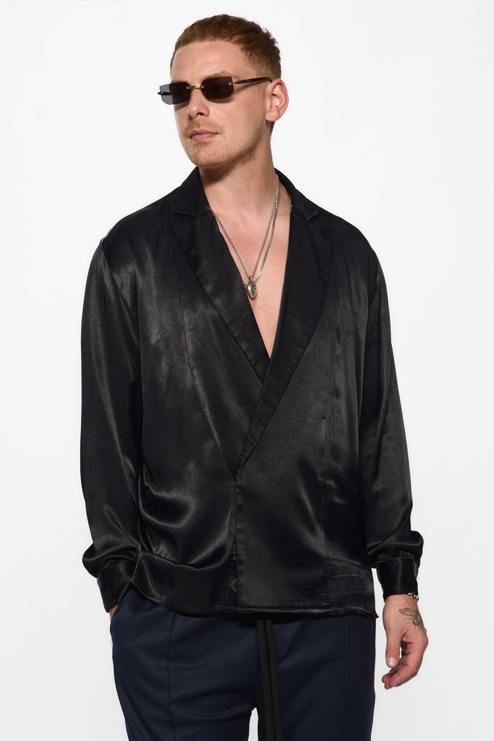 Thom viscose cardigan | Men | Black | Modern and elegant style | Comfort and functionality | Atelier Hamza