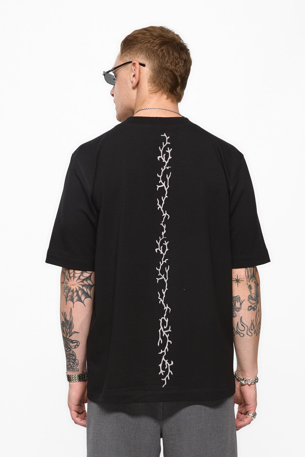 Akira v2 Black Embroidered T-shirt