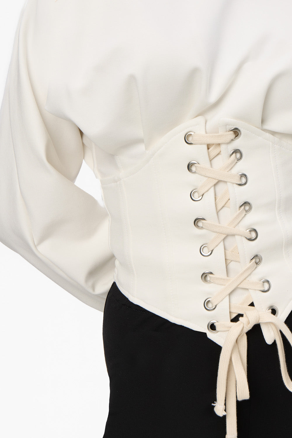 Nyssa V3 off-white Top