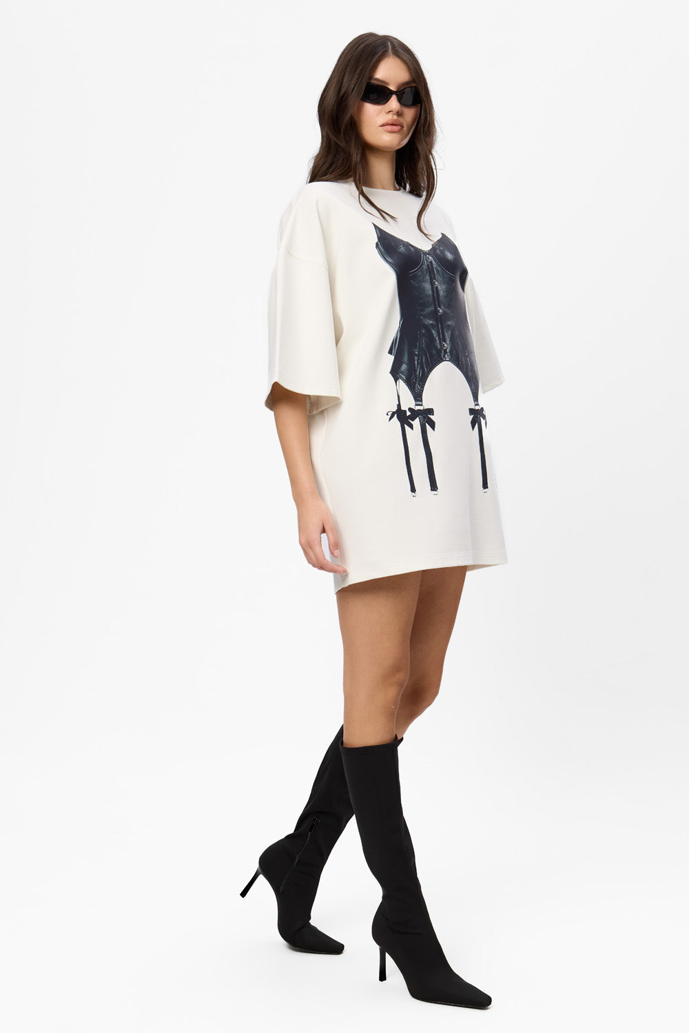 Sukienka T-shirt Bandana z nadrukiem gorsetu