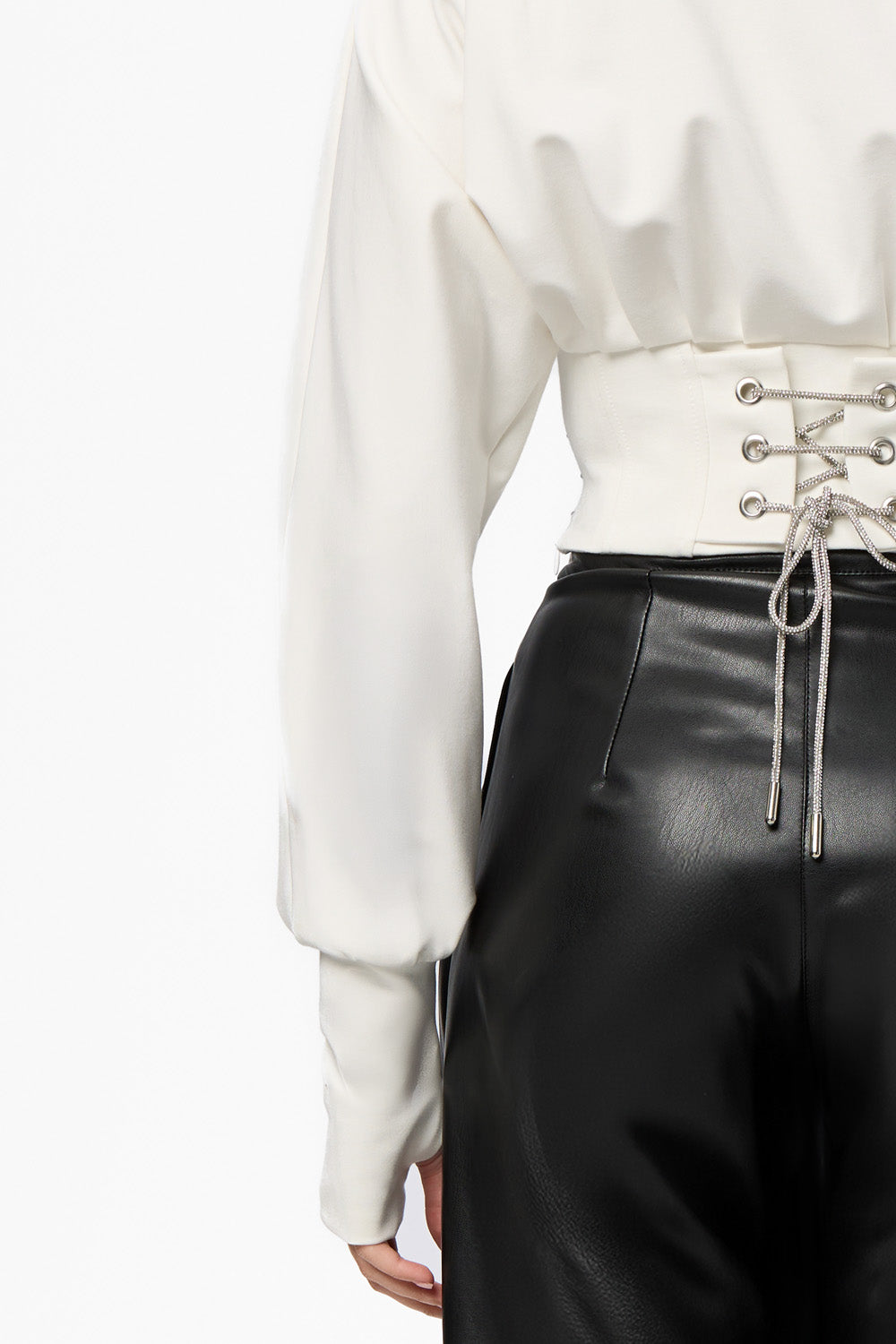 Czarna bluza z kapturem Karol z gorsetem